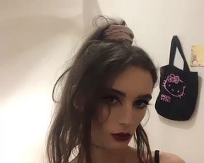 onlyfans @busin3ssbitch / Twitter : @cometscontrol 4