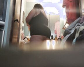 fat unaware mommy on spycam 3