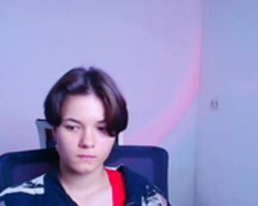 nicol_miss topless rubs pussy