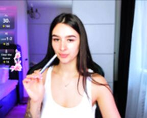 veronica_larson-cb-2025-07-11 1