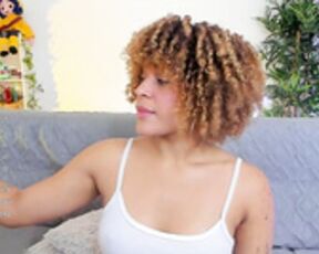 Natty_romanof_1 smoking