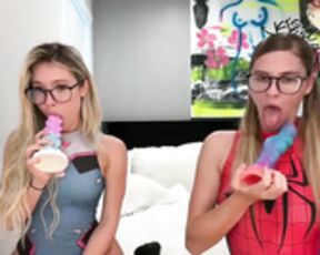 Blondemauigirl kissing,dildo bjs with babykittykat444