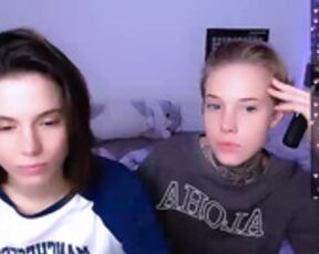 -soulinacage- - naked kissing