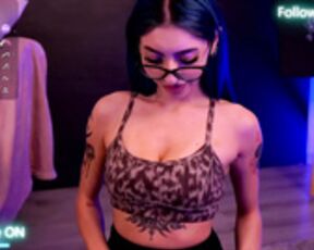 ariaxstark anal finger and ride