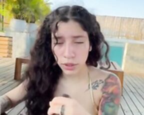 Taysha Sativa Takes A BBC Outdoor