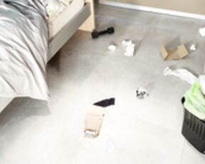 Rebecca de Winter. Mommy Finds your Dirty Sock