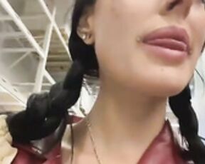 Melissa_crazy 2025-03-25 in public