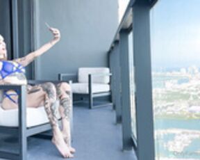 Sally Dinosaur, Johnny Sins miami airbnb guest fuck