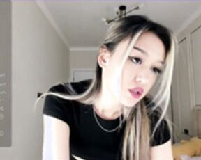 Hee_nomy hot dildo ride show