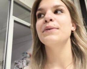 Avery Leigh Masturbates at Work