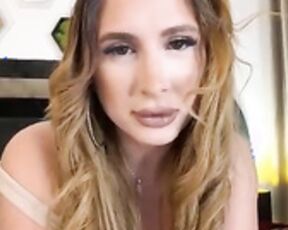 LucyBridget 29