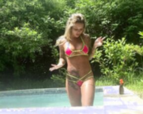 Julia in the mini-pool