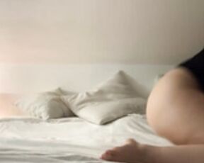 miss_laura_ fingering and topless