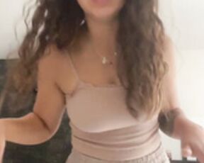 Lea4Real shows boobs and ass