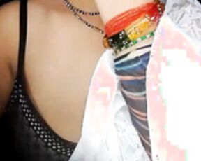 aunty show face and boobs in pvt 2