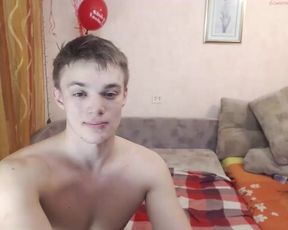 _happythreefriends__280216_2336_female_chaturbate