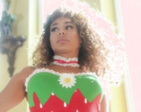 Eva Maxim Strawberry Trans JOI Treat