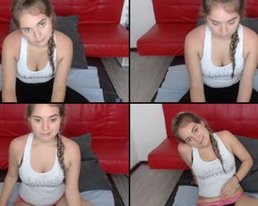 tannia_moon teases with her bum and plays in free cam recording 2017-05-02 182839