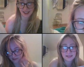 CloePinkCheex likes her pussy in free cam recording 2017-04-24 82937