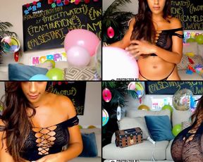 Birthday_Ari sneak a peek in free cam recording 2017-04-16 15913
