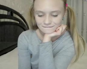 blonde babe 2