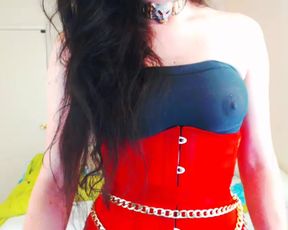 Elizabeth Fox eating her cum