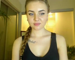 wowkatina's Webcam Recording @ Chaturbate 06052016