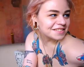 Little_lisa split tongue blowjob