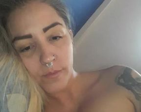 Vampora19777 webcam show 2020-01-03_21-27-47_398