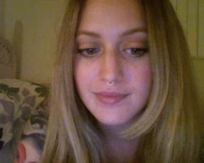 MayWolff free cam recording 2015 October 18-04.12