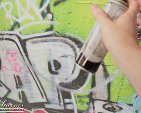 0054 CC grefitti wall HD