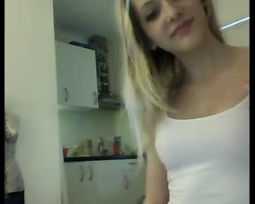 Blond amateur webcam