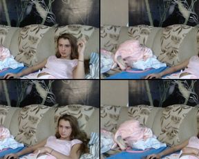 littlewetgf tickling her clit in free cam recording 2017-06-26_120027
