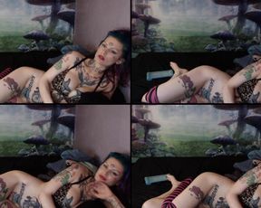 Kandykitten23 playing with big tits & fingering wet pussy in free cam recording 2017-08-07_091331