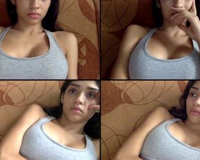 Annette_crystal spreading her thick legs in cam recording 2017-09-01_192103