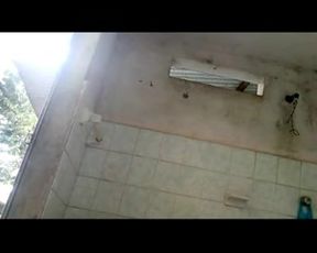 Espiando a la Primita