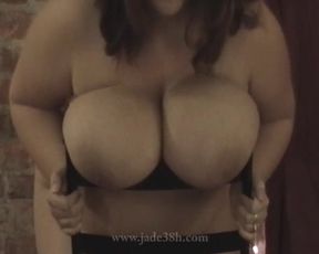 Jade38h - Boob Play