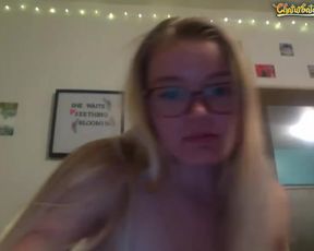 peaches97, blonde shows her small tits