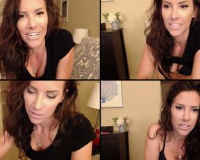 RiskyRavin seductive and sexy in free cam recording 2017 Oct 14_072207