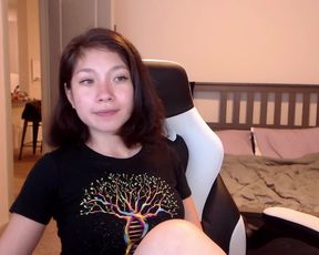 Chat with Kawaiilily in a Live Adult Video Chat Room