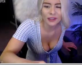 Olivia Owens Ripoff Dildo Show - Ends Early