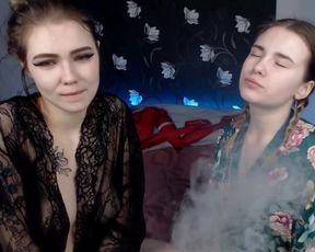 ilenelovelybb alisonlilbaby February-07-2019_14-52-2