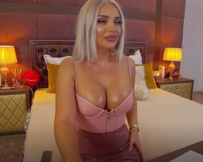 Vickyduchess public smoking