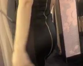 Ellieleen1 (aka ellieleen11, ellieleen, elliemayli) seduces you to use you and cock hardening solo OnlyFans private video