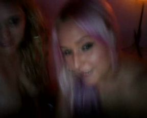 Girls cum