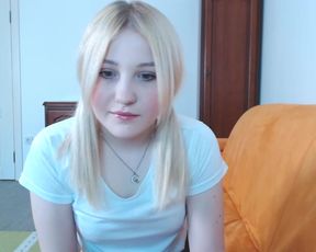 Sexy NN Teen kilenet (nice ass, handbra, nip slip) 2