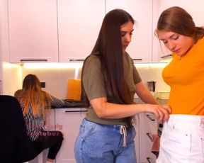 GOALEXGO_ lesbian show