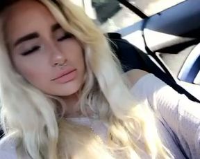 NaomiWoods SnapChat ZJRVyrIkd0RmJZXd1J2BJtVvLnB4EqRu