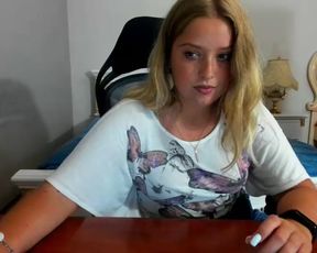 Timosh and co cam show 2020-09-05 07-59-54 325