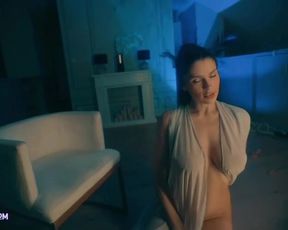 Lucieoude Douxtease tease